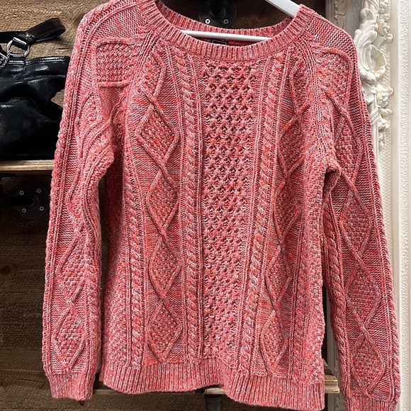 Gap Cable Knit Crewneck Sweater Size Large - Picture 2 of 5